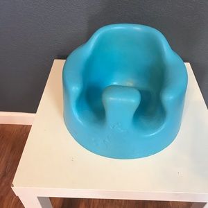 Blue Bumbo